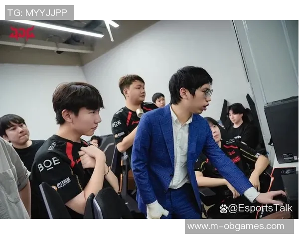 JDG在英雄联盟比赛中的防守策略分析与得失评估